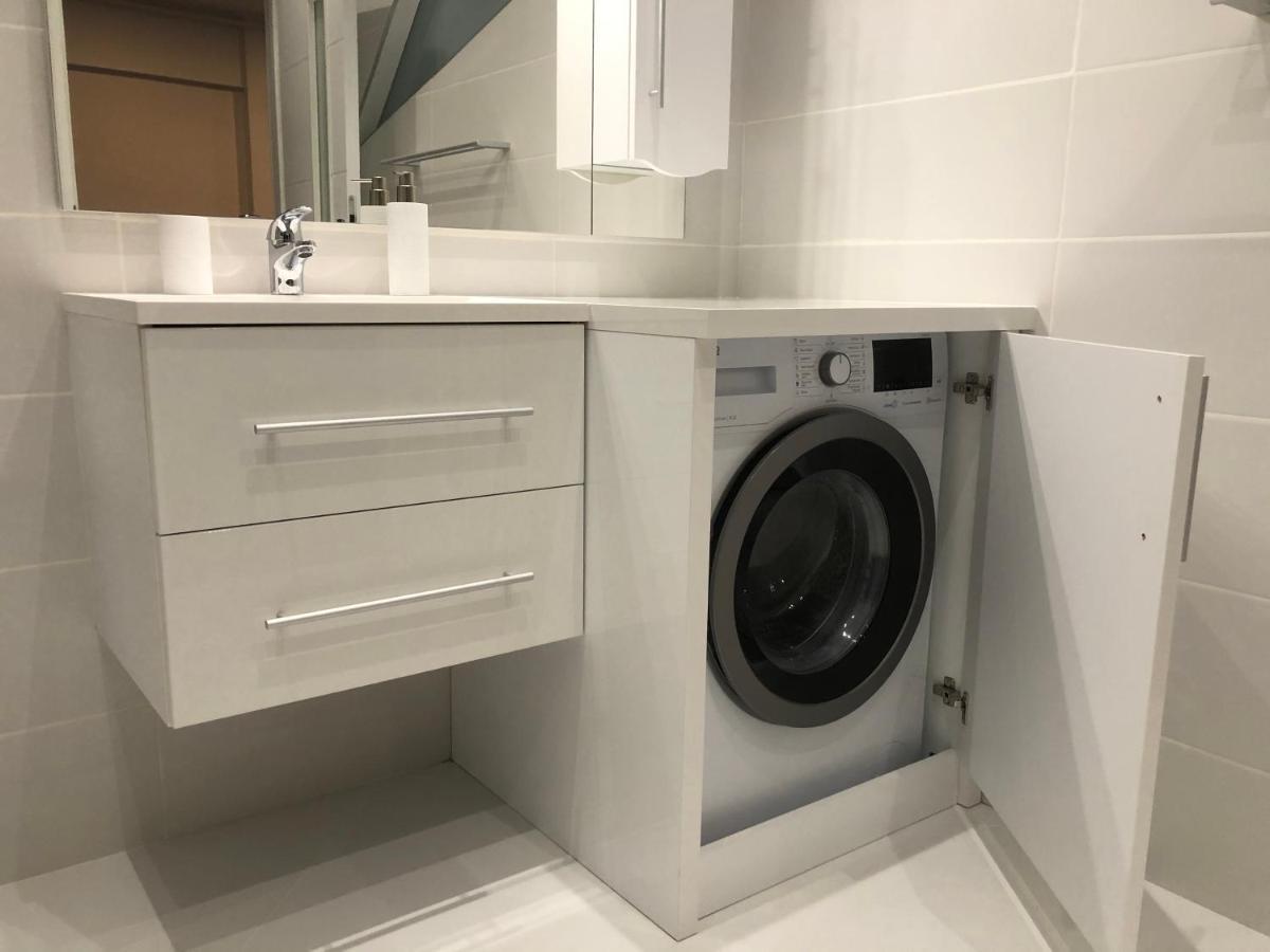 Stylish Westpark 2 Residence Lake View W8 Bukareszt Zewnętrze zdjęcie
